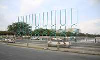  نصب 16عدد میله پرچم بر روی پل بلوار شهید چمران 